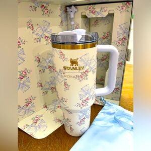 Stanley LoveShack Fancy collaboration Holiday Quencher 40oz. Rosa Beaux Blue